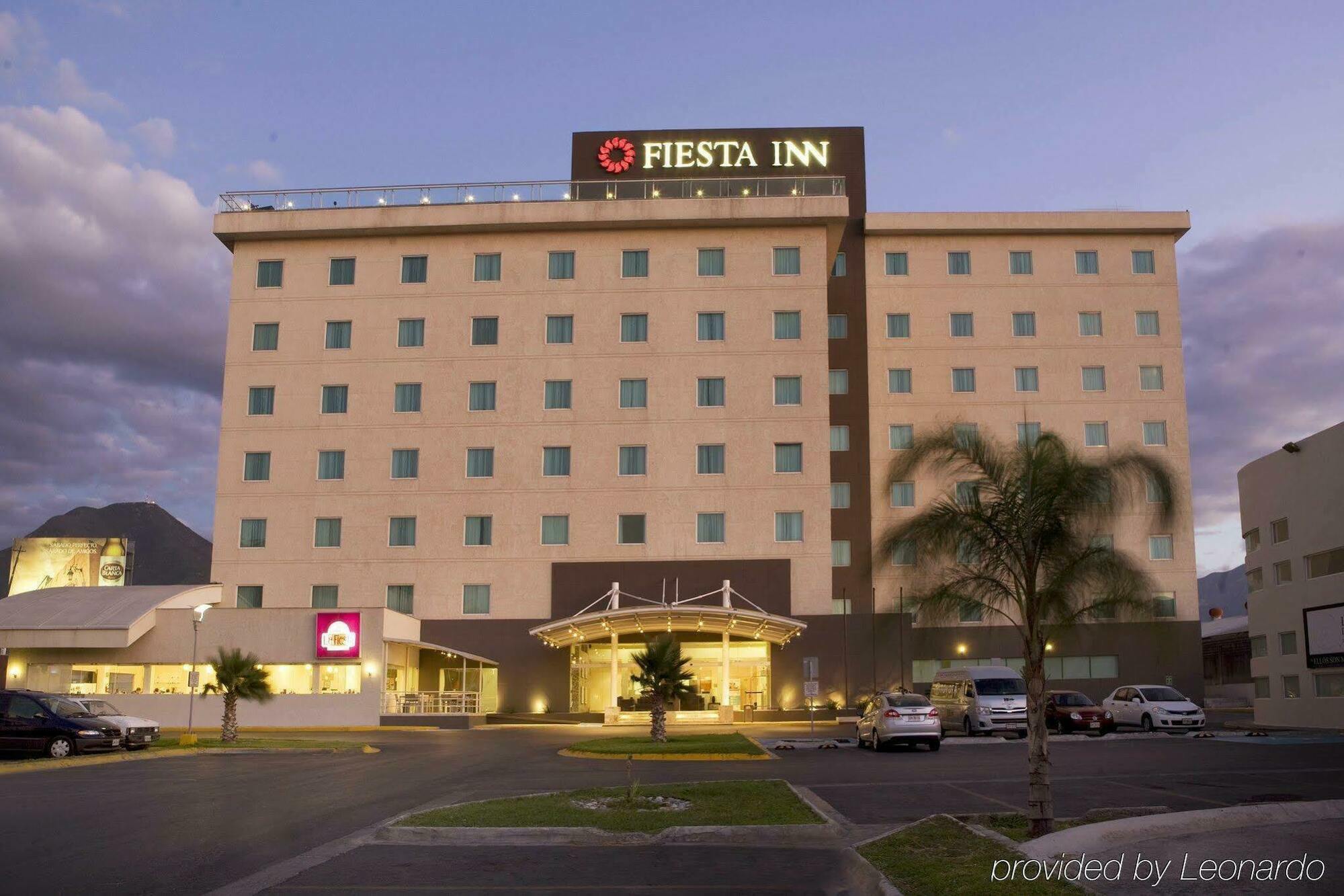 Fiesta Inn Monterrey Fundidora Exterior foto