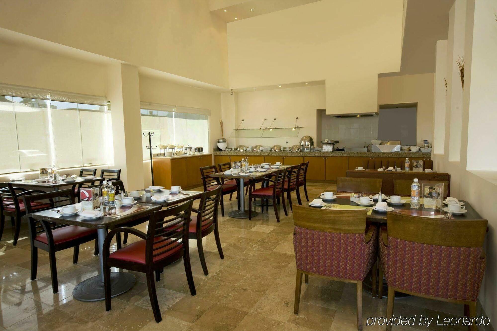 Fiesta Inn Monterrey Fundidora Restaurant foto